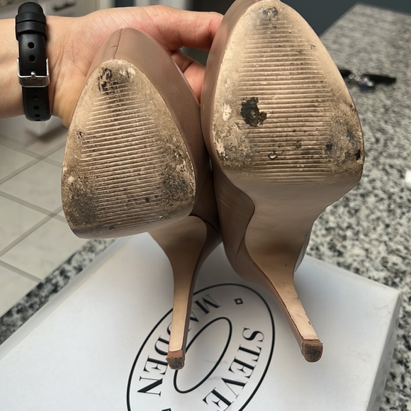 Used once, stiletto pumps with platforms - Picture 4 of 4